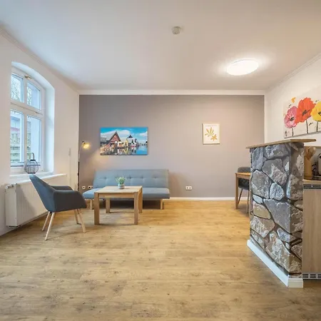 Apartmán Moderne Nahe Mueritzsee In *